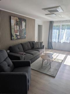 neu renoviert - modernes Ferienhaus in Nordseenähe - 0