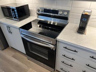 Marvelous Newly Built Entire 3 Level Townhome - 8