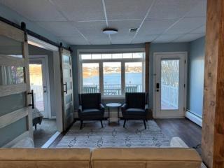 Peninsula Point Cozy Lakefront Condo 1BR 1BA - 0