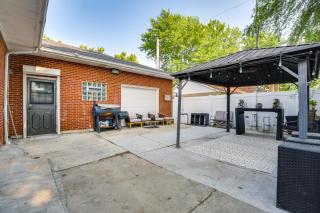 Near Parks & Eats! Elegant Southwest Chicago Home - 7