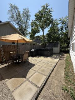 Unwind at Lakeside | Hot Tub | Cozy Beach Town - 5
