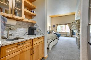 Keystone Condo Near Hiking, Biking & Fun - 9
