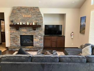 New Home in Coveted Location with Backyard - 10 Minutes to Ski Slopes Beach - 5