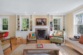Classic Stockbridge Cottage - 2