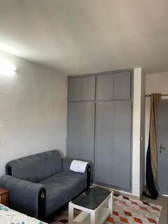 Studio - 0