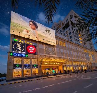 Goldcrest Mall - Luxury Apartments by Alvis suite - 5