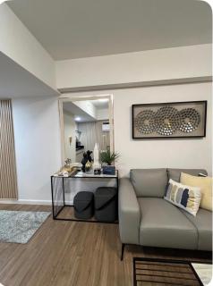 Abreeza Place Relaxing Condo in Davao City - 2