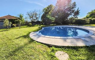 Charmante Maison Avec Piscine - 2
