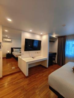 Savaan Patong - 3