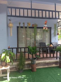 Pin Pin House 1 - 8