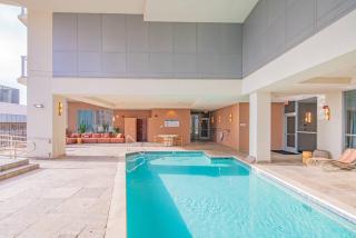 Relaxing Stay near ASU Pool Gym WD Parking - 8