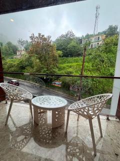 Hotel Classic Crown - #Scenic mountain view #open terrace #guest preferred #best selling hotel in Mussoorie - 2