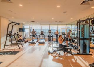 Downtown PHX Retreat Pool Gym Balcony Views - 3