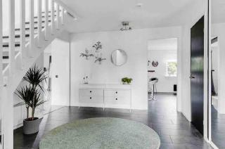 Bright house close to the beach, city center and free parking - 0