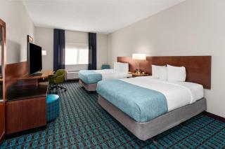 Wingate by Wyndham Oshkosh - 1
