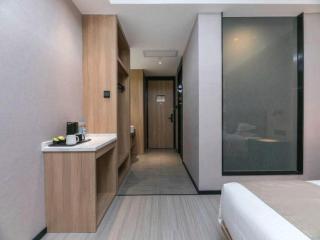Green Tree Inn Suzhou Wujiang East Tai Lake Tourism Resorts - 4