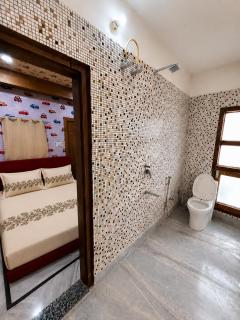 Prime Inn Guest House Premium Stay - 3