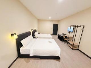 Pertama Lodge - 1