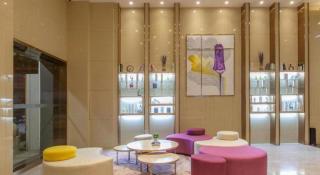 Lavande Hotel Wuhan Houhu Avenue Xingye Road - 2
