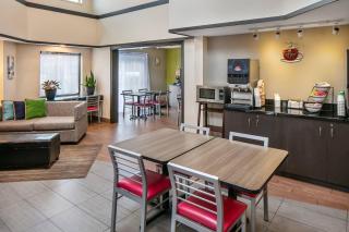 Comfort Inn Sydney - Cape Breton - 5