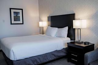 Park Inn by Radisson Edmonton Airport - 5
