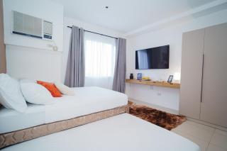 2 bedroom suite sleeps 8 in Central Bacolod - Bacolod - 8