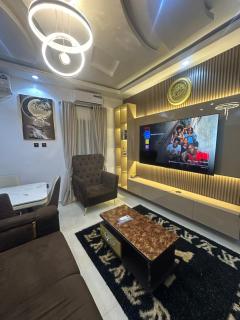 April shortlet apartments - 5