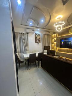 April shortlet apartments - 3