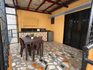 Jus Hub Corner A Family Friendly 2-Bedroom Apt - 2