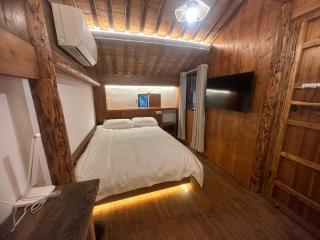 Yuan Wuyi's Detached Huizhou-Style Courtyard House - 9