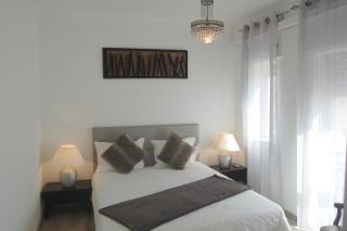 Suites Inn Lagos - Lagos - 8