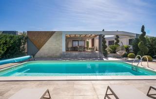 Stunning Home In Zerava - 2