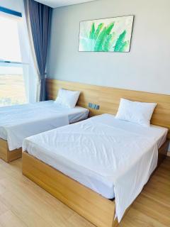 La Mer by The Holiday - 8
