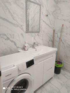 Apartments Domovik Кирила і Мефодія 11 1 - 8