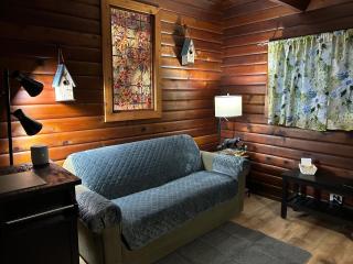 The Cedars Motel Sicamous - 1