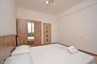 Perte House Apartment's on Argishti street 13 - 6