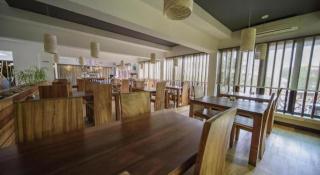 Lot 10 Boutique Hotel - 5
