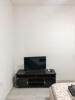Apartment Domovik Кирила і Мефодія 11 2 - 4
