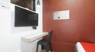 RedDoorz @ Gerlins Lodge Two - Manilla - 2