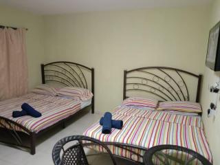 Ali's Guest House - 4