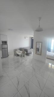 Eddy's Luxury Suites - Ilyonis residence - 8
