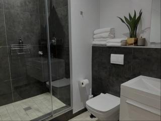 Infinite bedfordview - 8