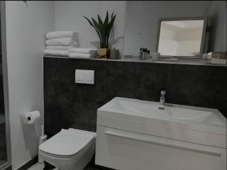 Infinite bedfordview - 6