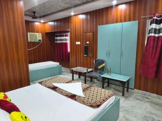 T & G Guest House - 5