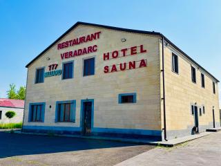 Veradarc Hotel & Restaurant - 9