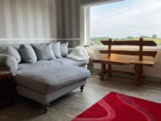 Beautiful 3 bedroom house with sea view, 40 minutes from Edinburgh - 8