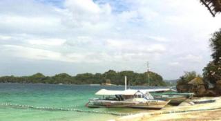 Raymen Beach Resort - 1