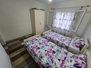 Moza Guesthouse Fterre - 2