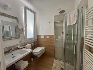 White Suite & Apartments - 6