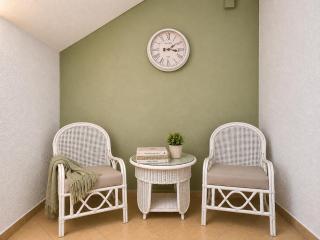 La Perla Holiday Apartments - 6